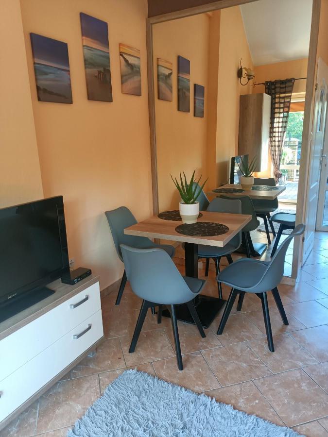 Ogrodek U Eli Apartman Kołobrzeg Kültér fotó